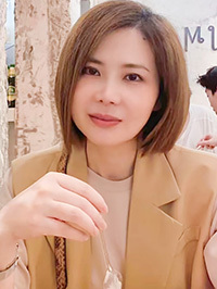 Asian Bride Pin Shu (Karen) from Wuhan