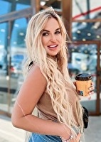 Irina from Constanţa, Romania