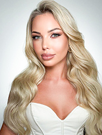 Inna de Nikolaev, Ukraine