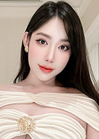 Huyen from Ho Chi Minh City, Vietnam