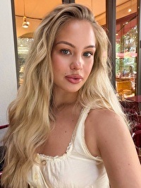 Single Victoria from Almaty, Kazakhstan