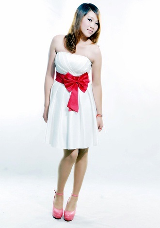 smukke singles Rimei (Emily)