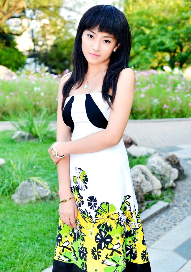 beautiful singles Qian